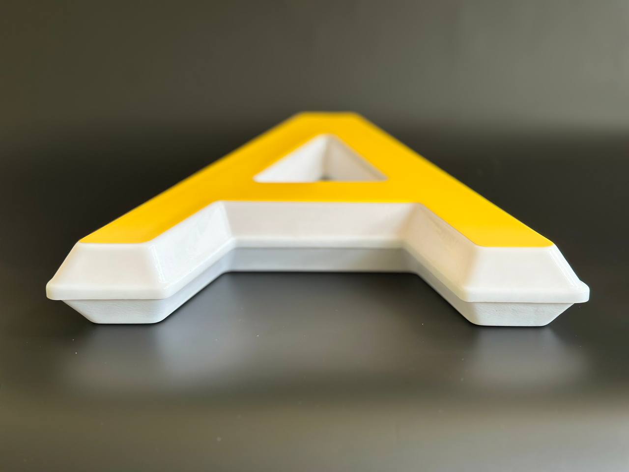 Световая буква А