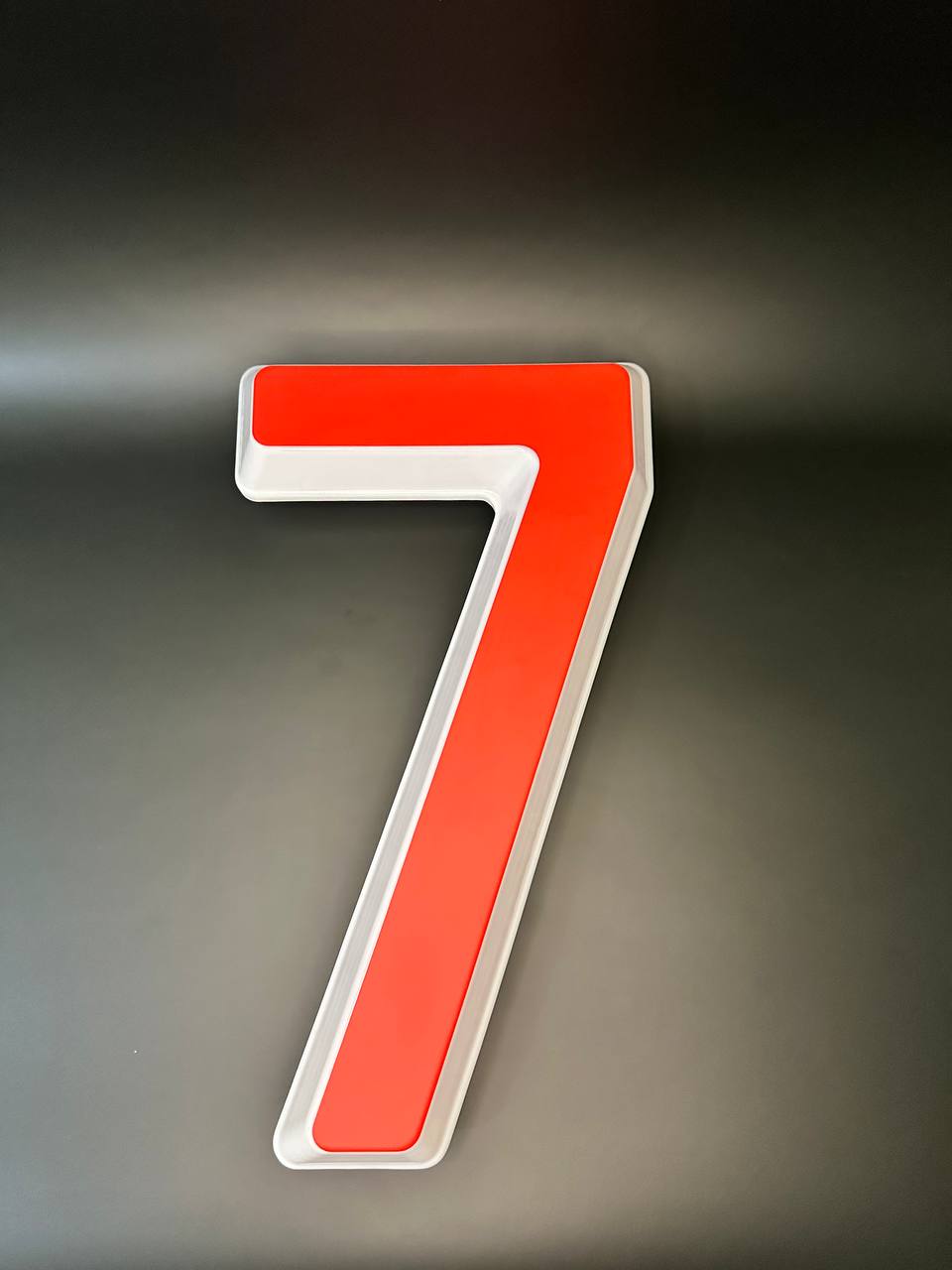 Световая цифра 7