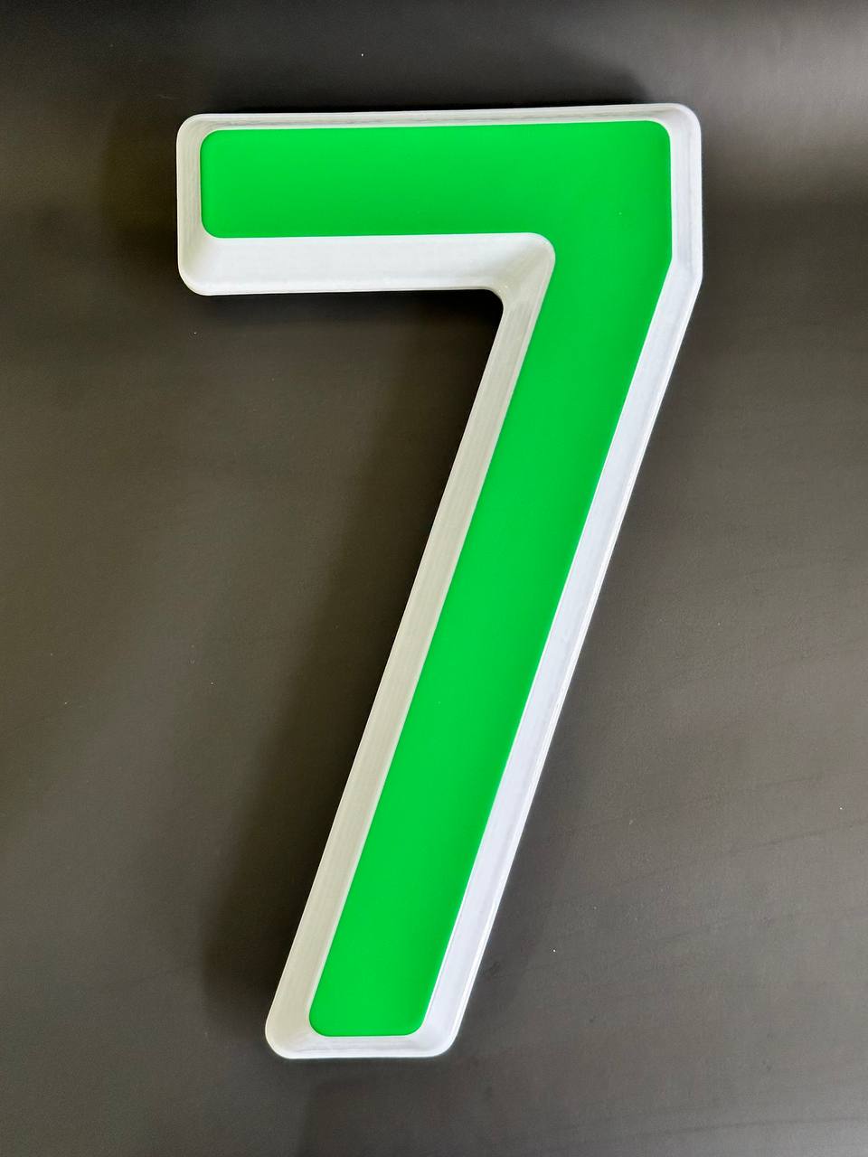 Световая цифра 7