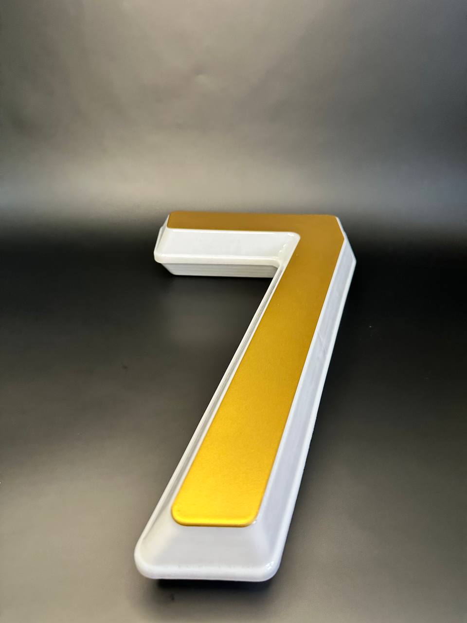 Световая цифра 7