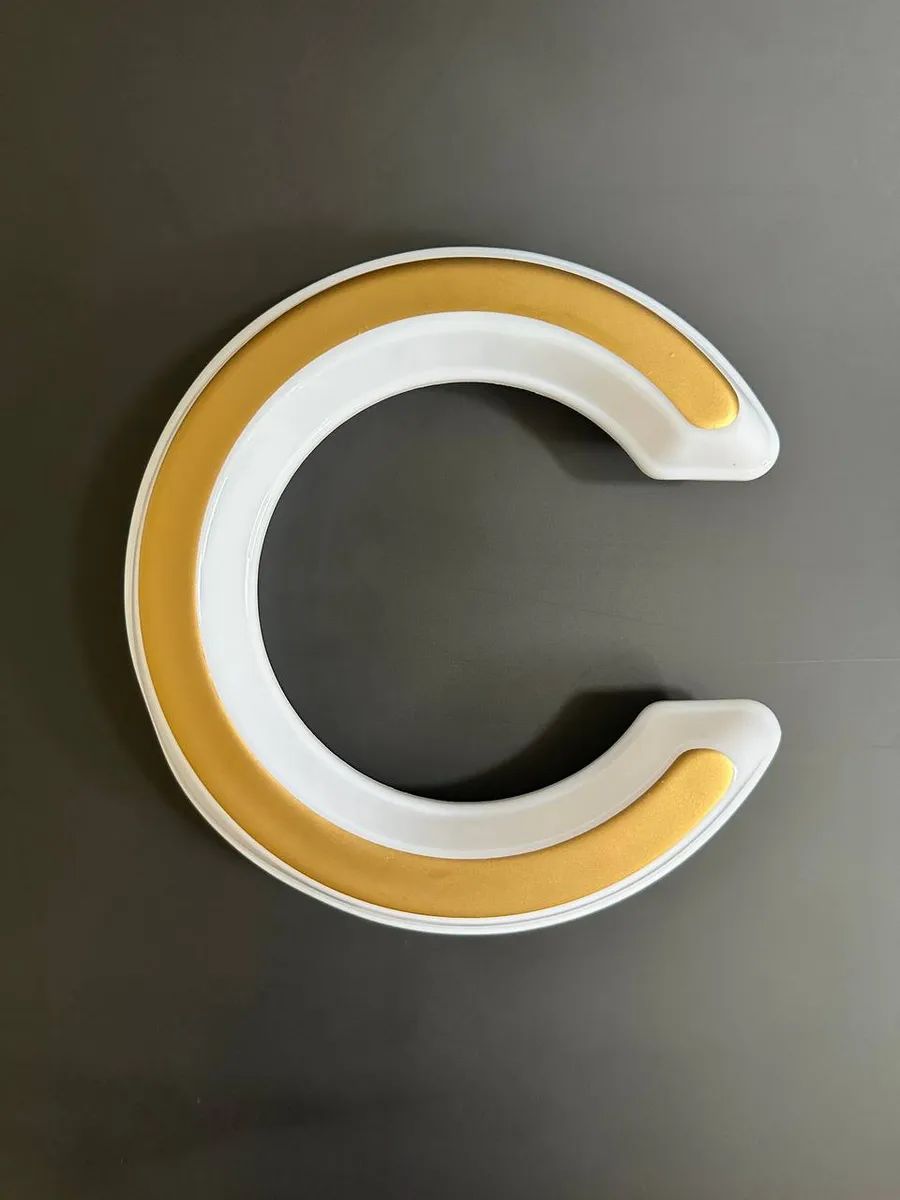 Световая буква С