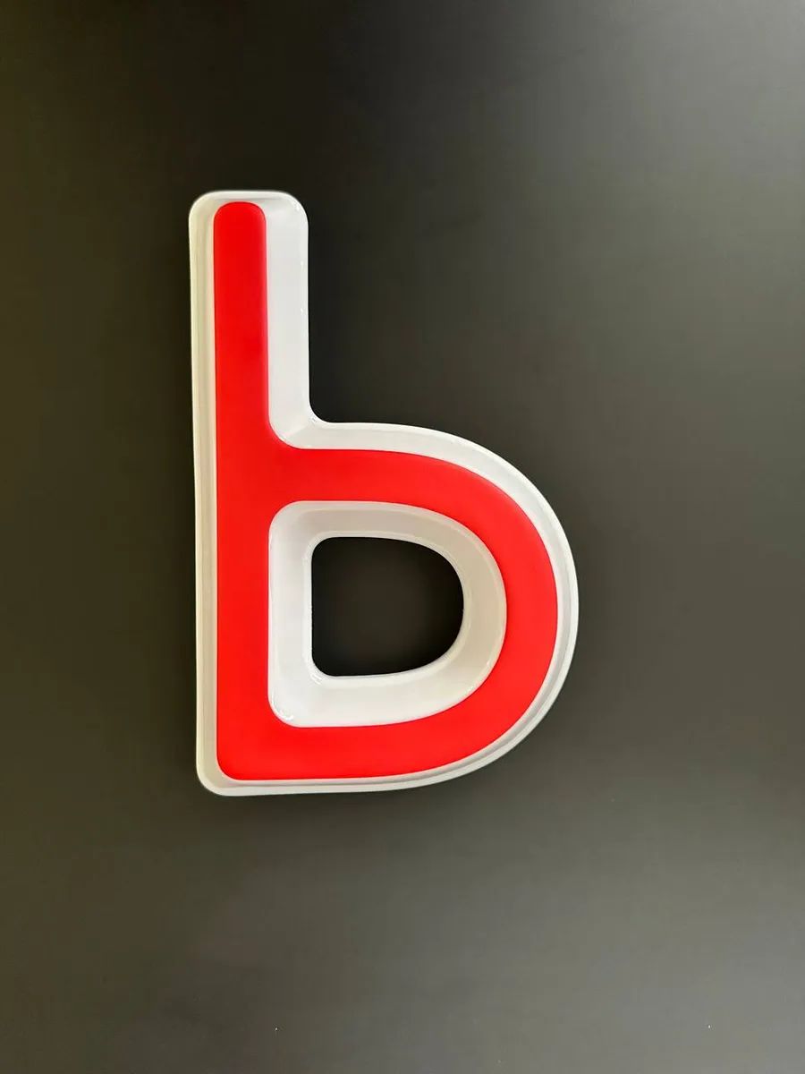Световая буква Ь